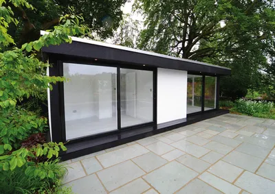 Bespoke garden room built with timber cladding in York